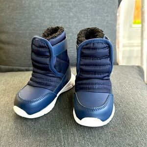 Puma Toddler Snow Boots Size 5